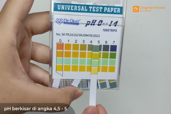Somethinc Low pH Gentle Cleanser - pH Meter 2